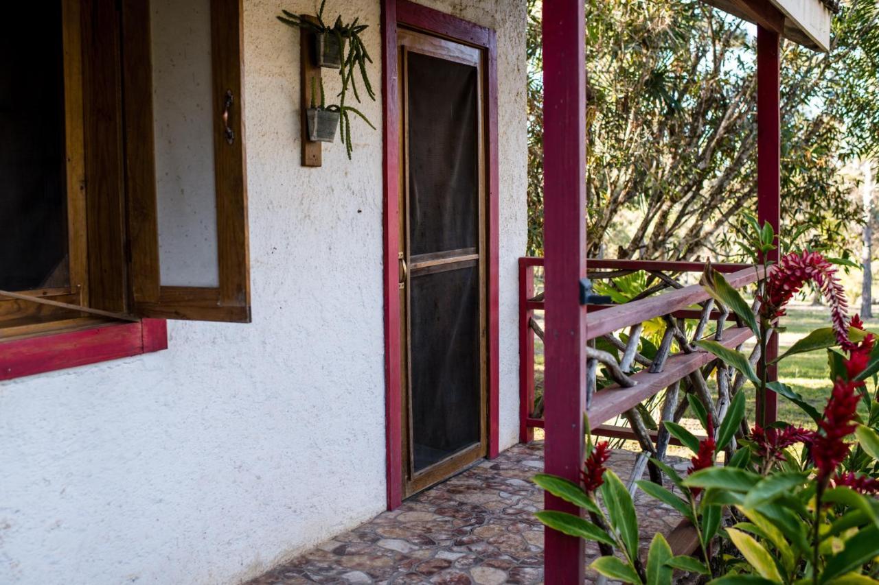 Pine Ridge Lodge San Ignacio Exterior foto