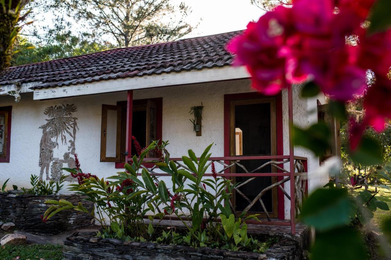 Pine Ridge Lodge San Ignacio Exterior foto